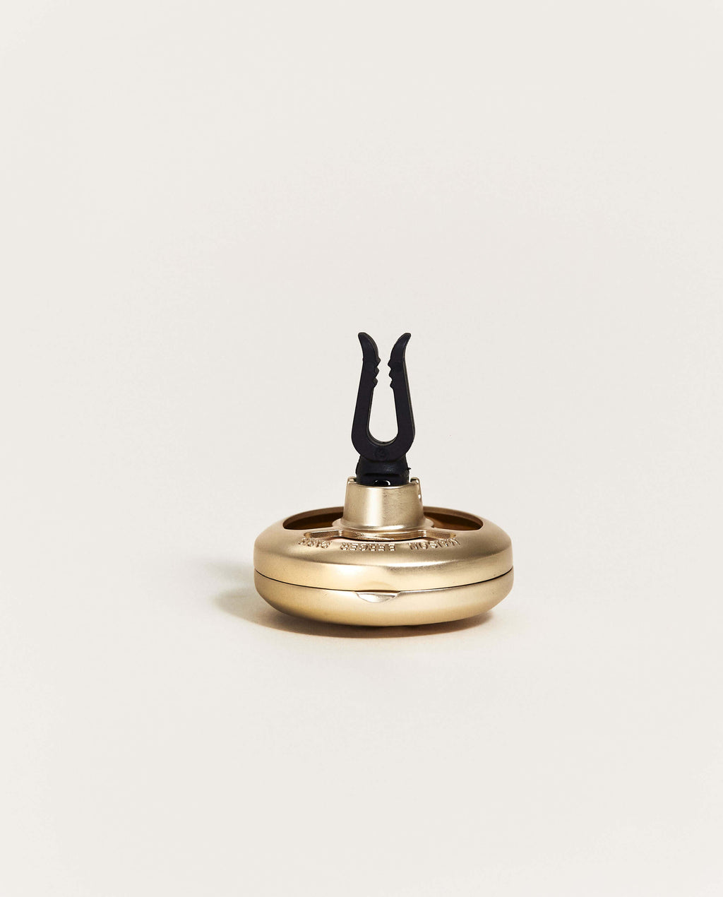 Lolita Lempicka Matte Gold Car Diffuser Kit